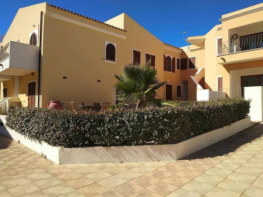 Case Vacanze A Santa Teresa Di Gallura 外观 照片