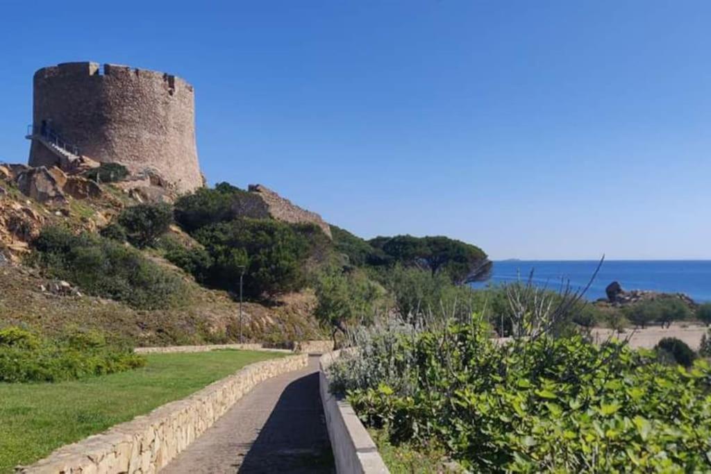 Case Vacanze A Santa Teresa Di Gallura 外观 照片