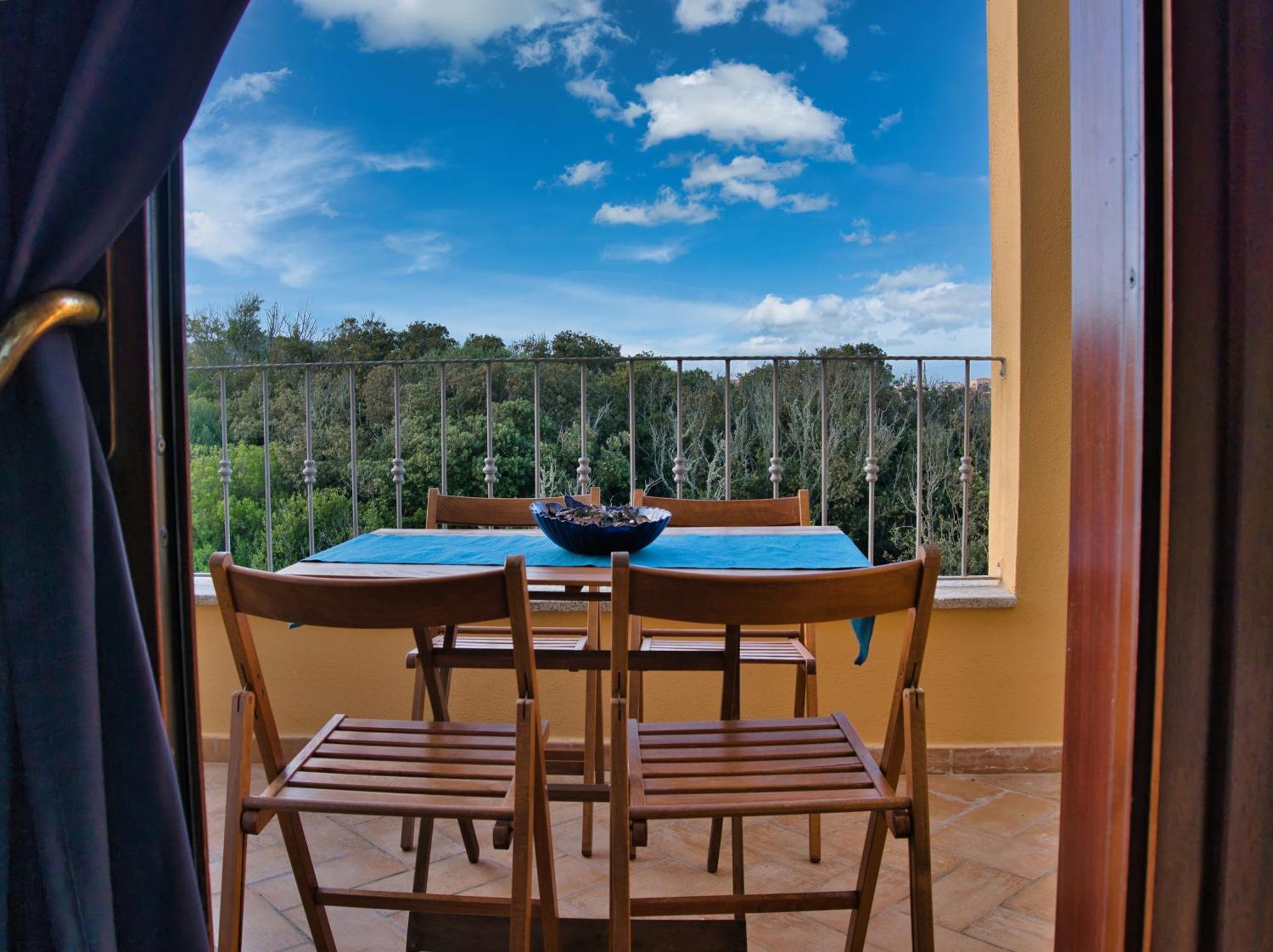 Case Vacanze A Santa Teresa Di Gallura 外观 照片